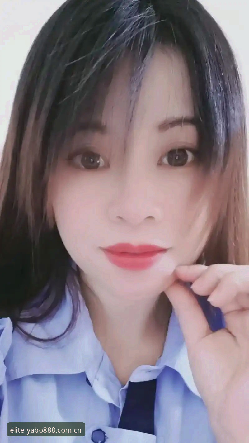 说实话，第一次听朋友说"行家看看便知CN站"，我都懒得抬眼——以为又是那种换汤不换药的网页改版。结果他甩给我一张截图，说这叫v3.2，我当时就愣住了，因为界面干净得不像话，手感流畅得不像话。